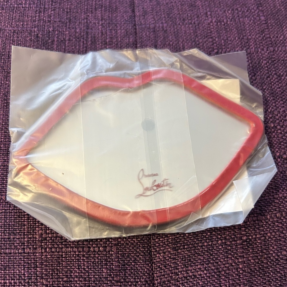 Christian Louboutin Red Lip Mirror - Picture 3 of 8